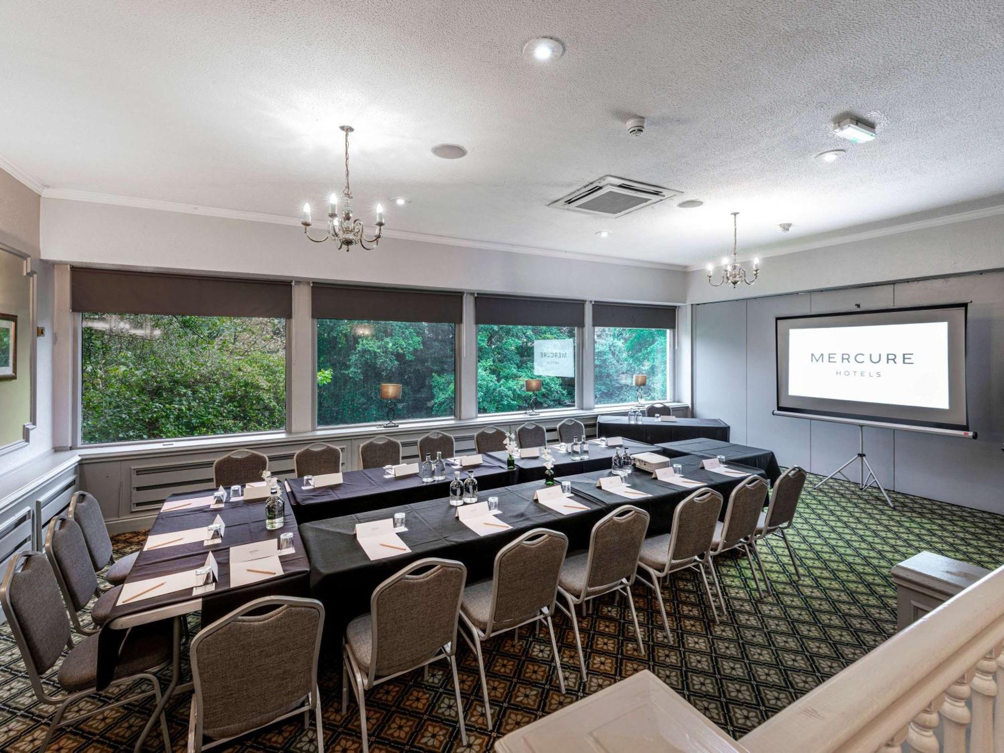 Mercure Manchester Norton Grange Hotel & Spa Rochdale Exterior photo
